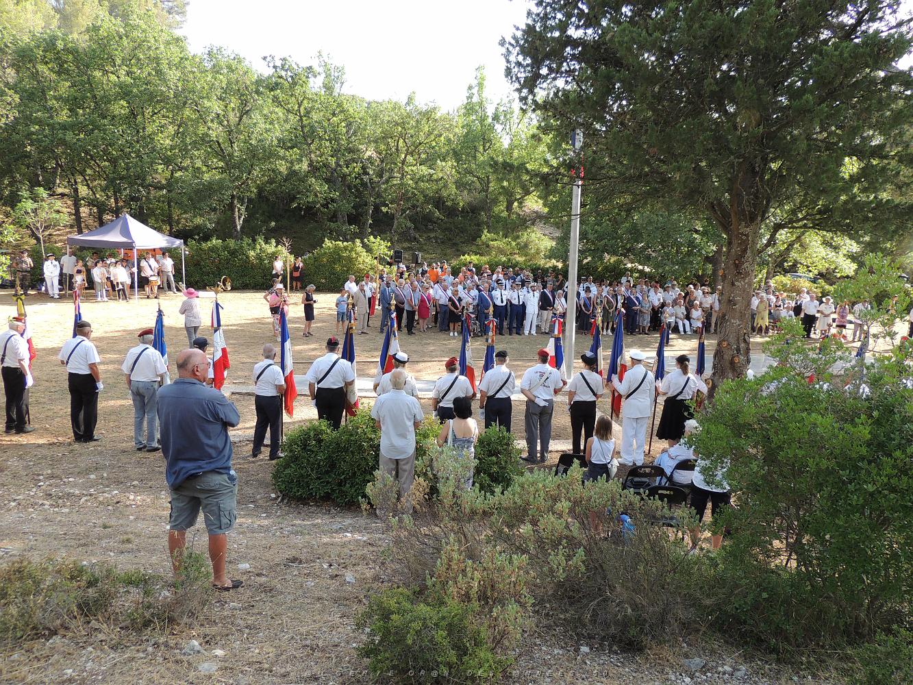 2023 07 18 SIGNES - HOMMAGE AUX 38 RESISTANTS FUSILLES EN 1944 (39).JPG -           